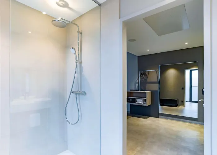 Elaya Kevelaer, Trademark Collection By Wyndham